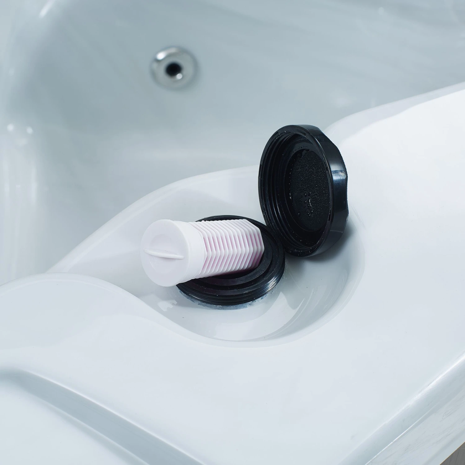 Canadian Spa Company St. Lawrence Swim Spa, 3 Seats 5 Canadian Spa Company St. Lawrence Swim Spa, 3 Seats - Image 3