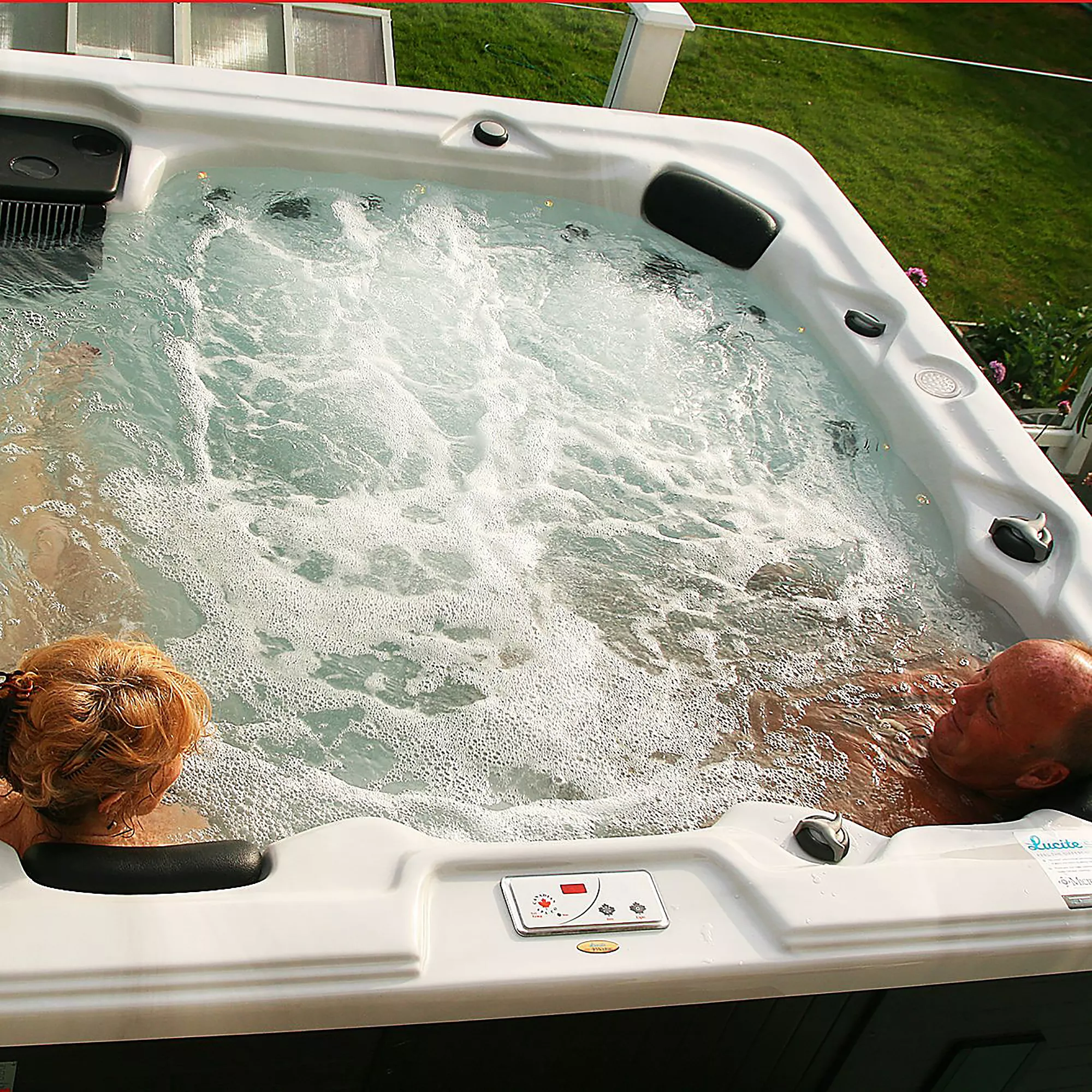Canadian Spa Toronto Special Edition 6 Person Hot Tub 9 Canadian Spa Toronto Special Edition 6 Person Hot Tub - Image 7