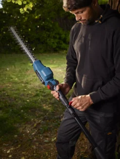 Erbauer Pole 18V 450mm EPHT18-Li - KIT Cordless Hedge Trimmer -Outdoor Garden erbauer pole 18v 450mm epht18 li kit cordless hedge trimmer3663602418252 13i