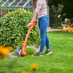 Flymo EasiTrim 250 18V 250mm Cordless Grass Trimmer -Outdoor Garden flymo easitrim 250 18v 250mm cordless grass trimmer7392930760943 05i bq