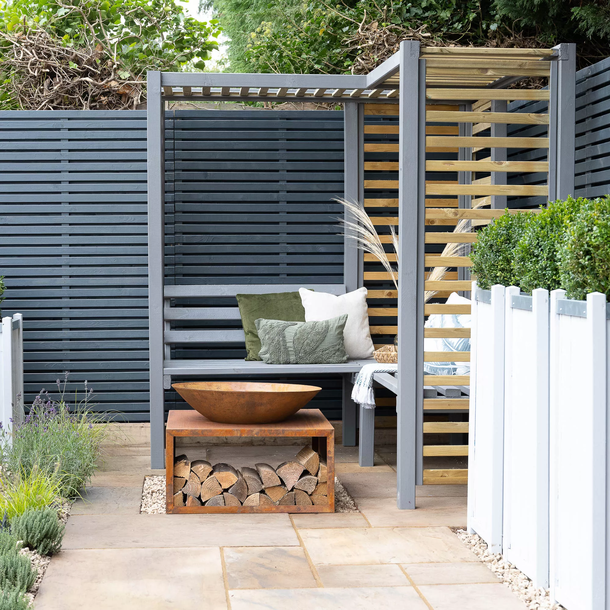 Forest Firenze Corner Arbour, (H)1970mm (W)1800mm (D)1800mm - Assembly Required 14 Forest Firenze Corner Arbour, (H)1970mm (W)1800mm (D)1800mm - Assembly Required - Image 12