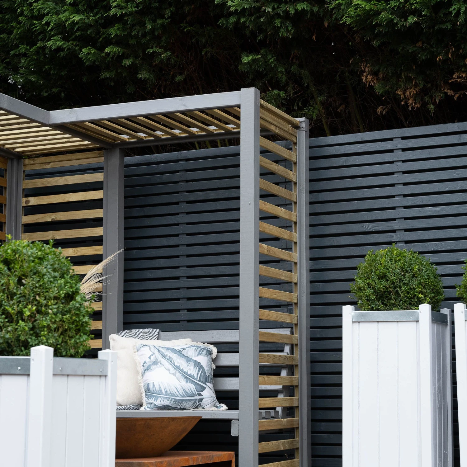 Forest Firenze Corner Arbour, (H)1970mm (W)1800mm (D)1800mm - Assembly Required 10 Forest Firenze Corner Arbour, (H)1970mm (W)1800mm (D)1800mm - Assembly Required - Image 8