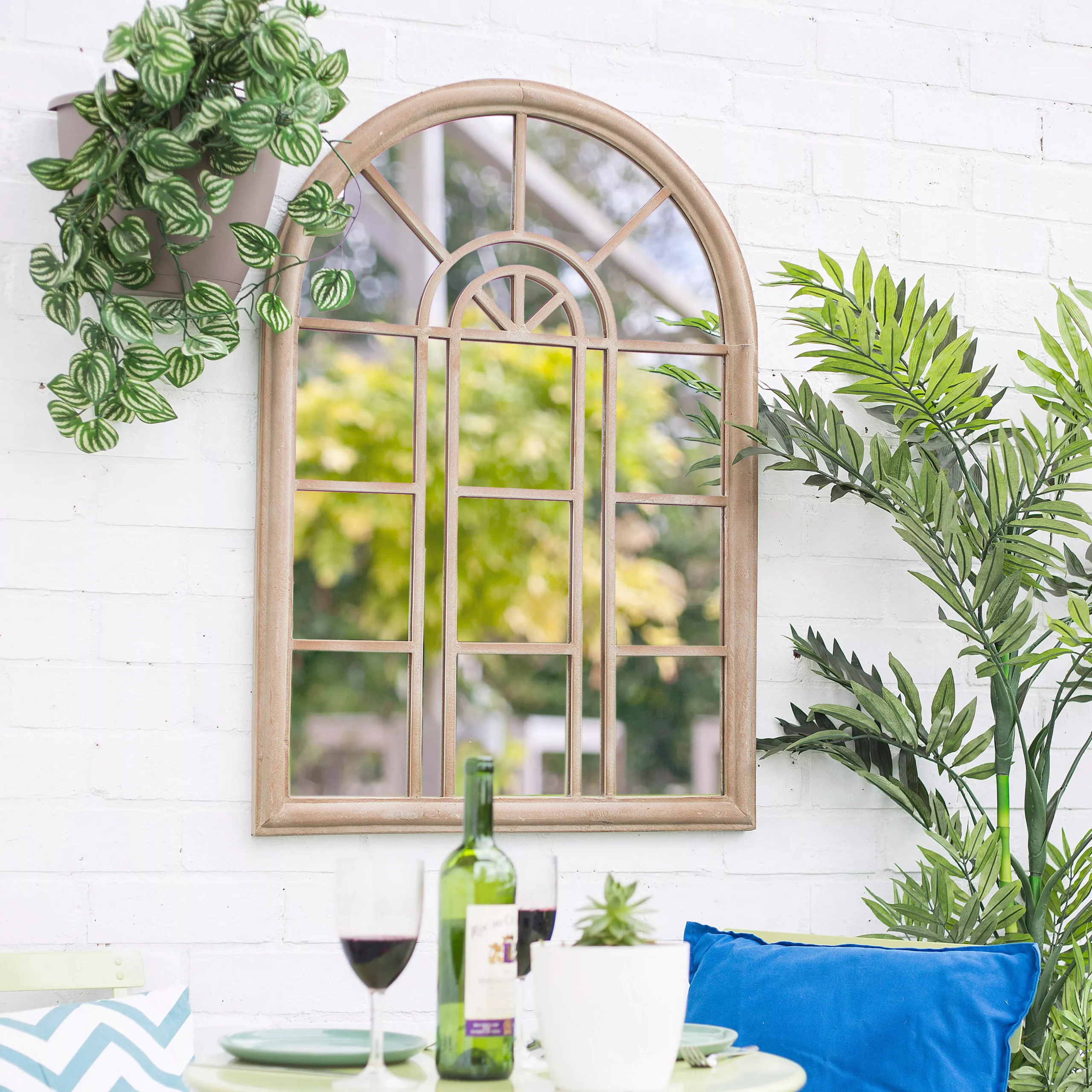 La Hacienda Aston & Wold Antique White Arch Framed Garden Mirror 970mm X 670mm 7 La Hacienda Aston & Wold Antique White Arch Framed Garden Mirror 970mm X 670mm - Image 5