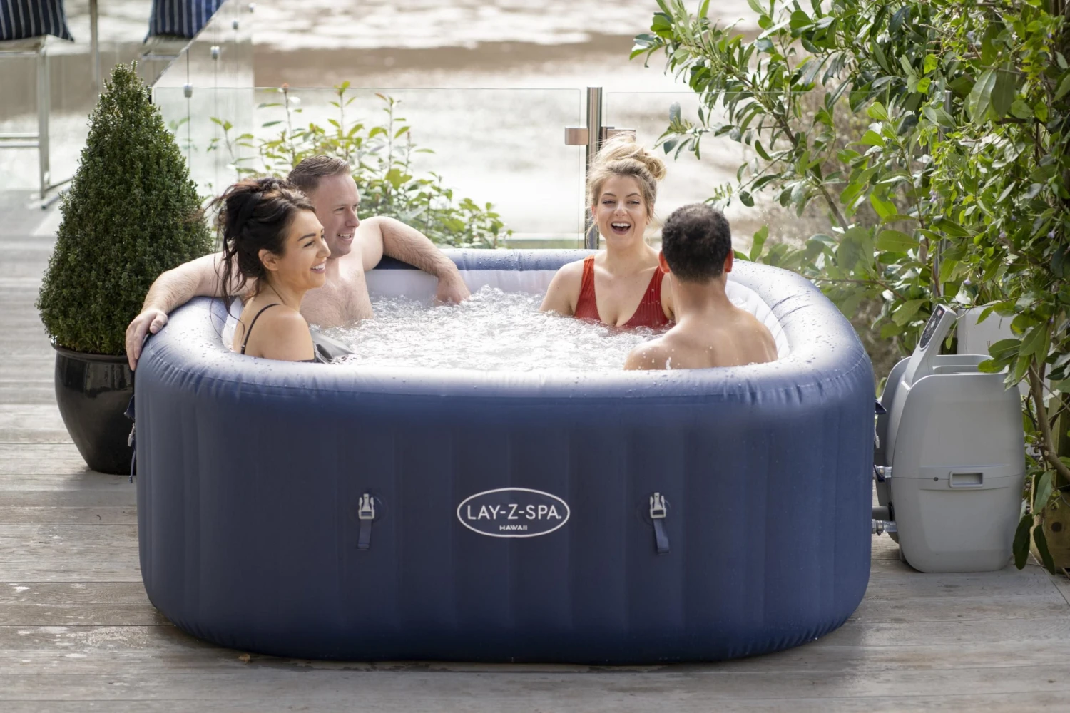 Lay-Z-Spa Hawaii Airjet 6 Person Inflatable Hot Tub 6 Lay-Z-Spa Hawaii Airjet 6 Person Inflatable Hot Tub - Image 4