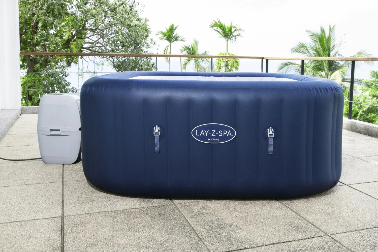 Lay-Z-Spa Hawaii Airjet 6 Person Inflatable Hot Tub 13 Lay-Z-Spa Hawaii Airjet 6 Person Inflatable Hot Tub - Image 11