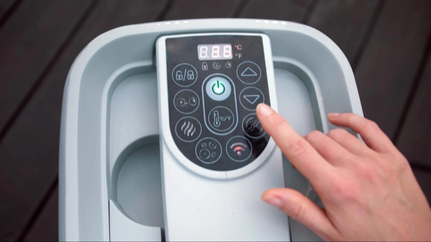 Lay-Z-Spa Vancouver 5 Person Inflatable Hot Tub 4 Lay-Z-Spa Vancouver 5 Person Inflatable Hot Tub - Image 2