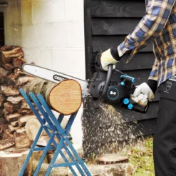 Mac Allister MCSWP40-2 400mm Petrol Chainsaw -Outdoor Garden mac allister mcswp40 2 400mm petrol chainsaw5059340255873 02i