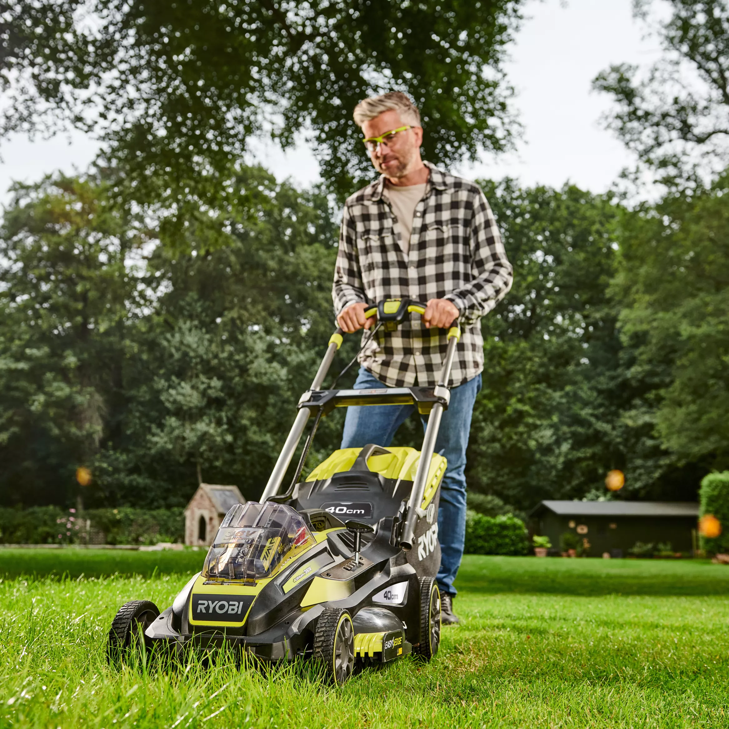 Ryobi 36V Max Power RLM36X41H50G Cordless 36V Rotary Lawnmower 4 Ryobi 36V Max Power RLM36X41H50G Cordless 36V Rotary Lawnmower - Image 2